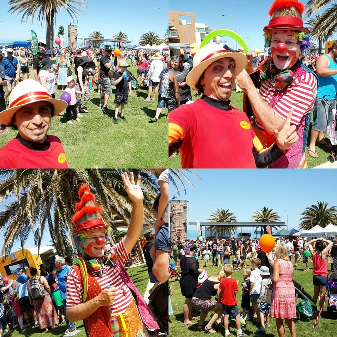 adelaide-bubble-man-childrens-entertainment-clown-christmas-pageant-christies-beach-south