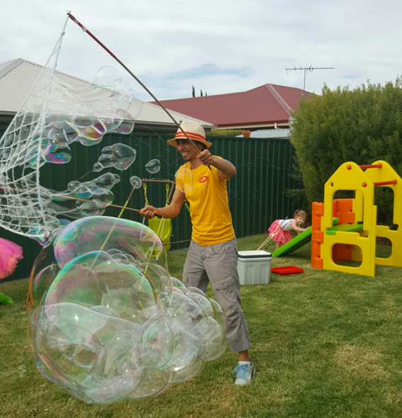Mr Oopy and Bubbles, The Adelaide Bubble Man