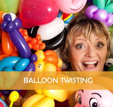 Kids Balloon Twisting in Adelaide for All Events